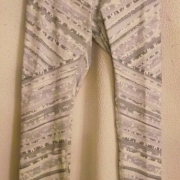 lululemon athletica Pants - LULULEMON Leggings in Grey regular fit